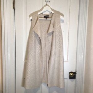 Tahari 100% Cashmere Open Front Vest